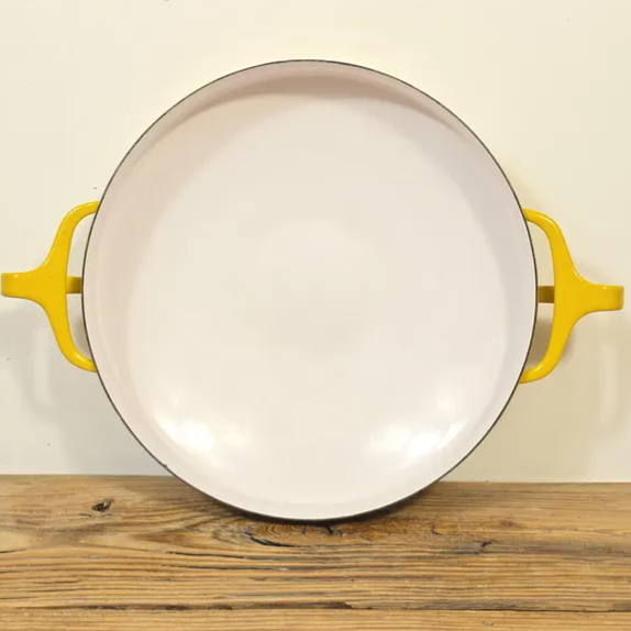 paella_pan_3221c121-0c45-485a-9de0-20c96a0348d0.png